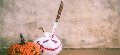 Mit dieser Halloween Deko zeigst du allen, wo die Sense hängt Mit dieser Halloween Deko zeigst du allen, wo die Sense hängt