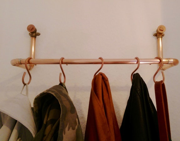 DIY: Kleiderstange aus Kupferrohren