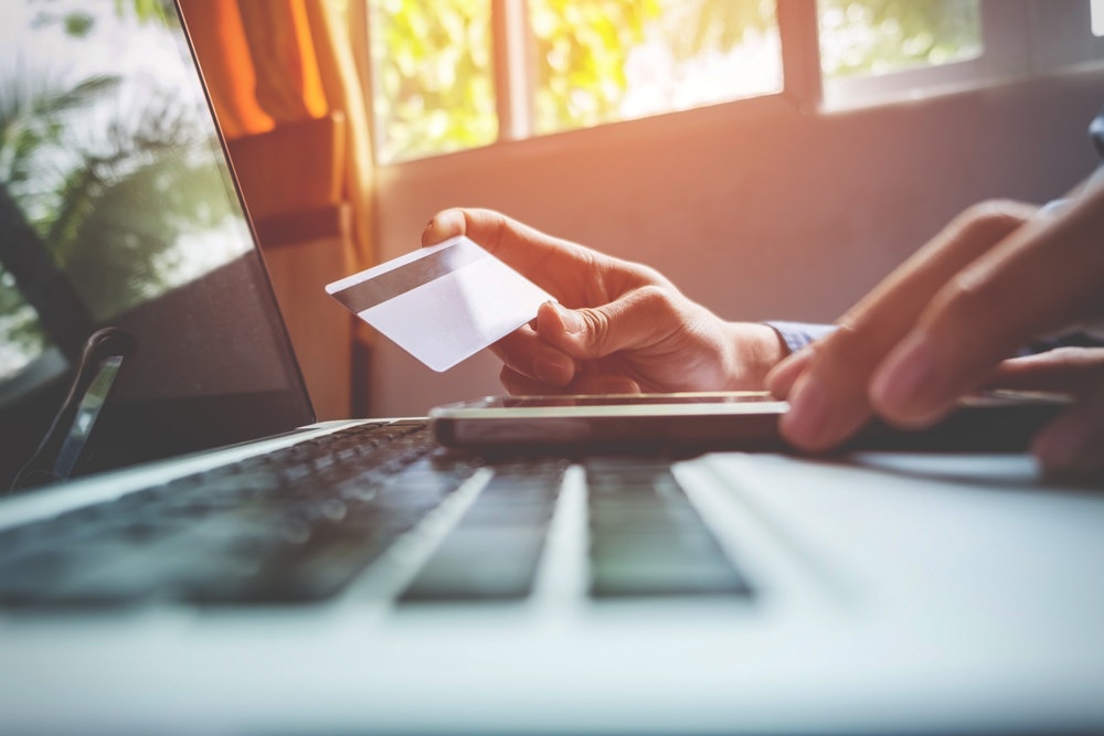 Finanzen Gutscheincode einlösen und Kreditkarte sichern
